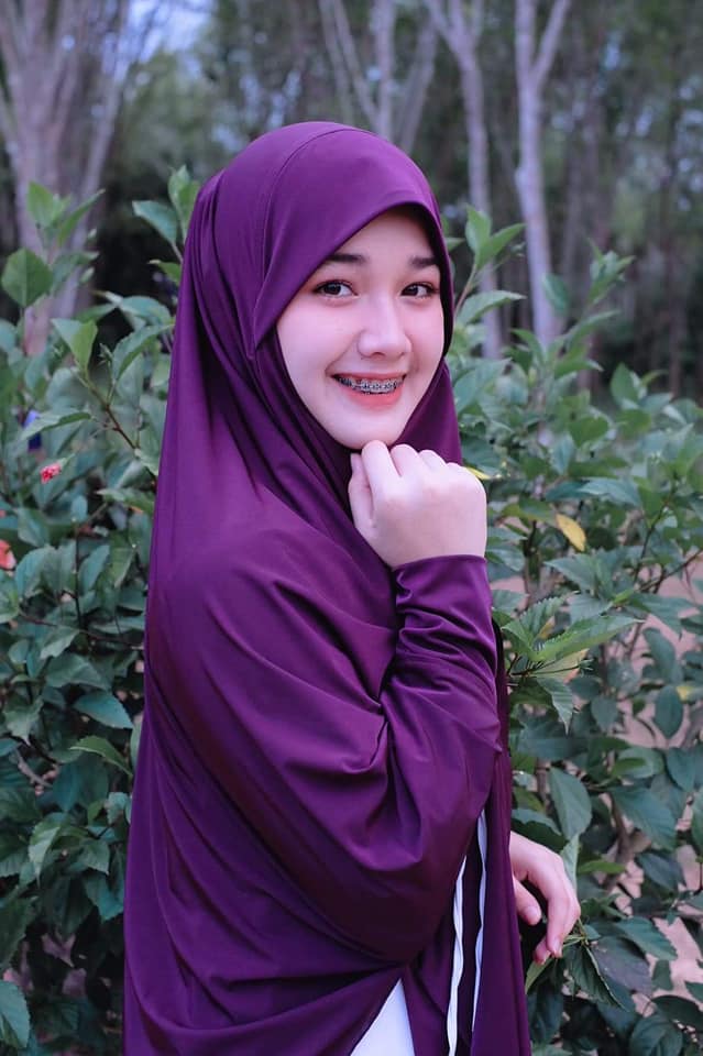 hijab ฮิญาบผรั่งเศสมีแขน รุ่นนี้สะดวกมากๆใส่ง่ายใส่สวยดูดี เปิด-ปิดหน้าได้ มีแขนในตัวผ้าคริสตัลเกรดA ใส่สบายไม่ร้อน