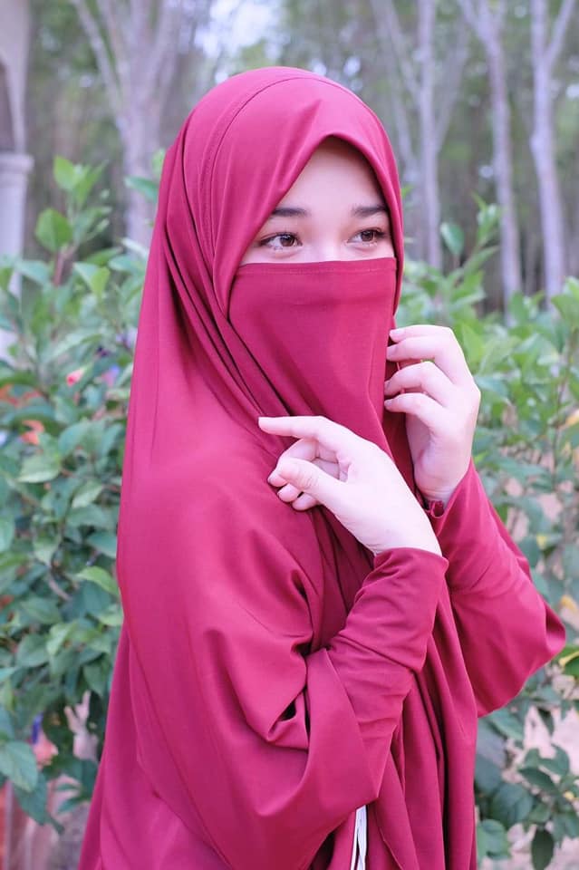 hijab ฮิญาบผรั่งเศสมีแขน รุ่นนี้สะดวกมากๆใส่ง่ายใส่สวยดูดี เปิด-ปิดหน้าได้ มีแขนในตัวผ้าคริสตัลเกรดA ใส่สบายไม่ร้อน