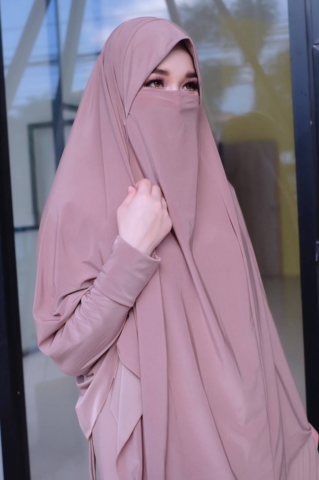 hijab ฮิญาบผรั่งเศสมีแขน รุ่นนี้สะดวกมากๆใส่ง่ายใส่สวยดูดี เปิด-ปิดหน้าได้ มีแขนในตัวผ้าคริสตัลเกรดA ใส่สบายไม่ร้อน