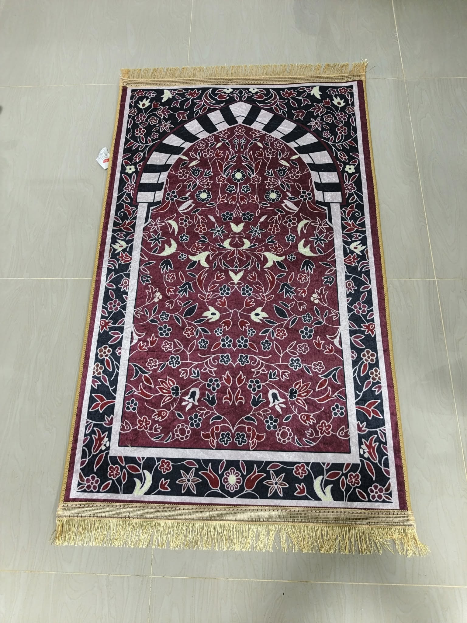 พรมปูละหมาด พรมละหมาด (ซาจาดะห์) พรมละหมาดดูไบ ขนาด70x110cm พร้อมส่ง