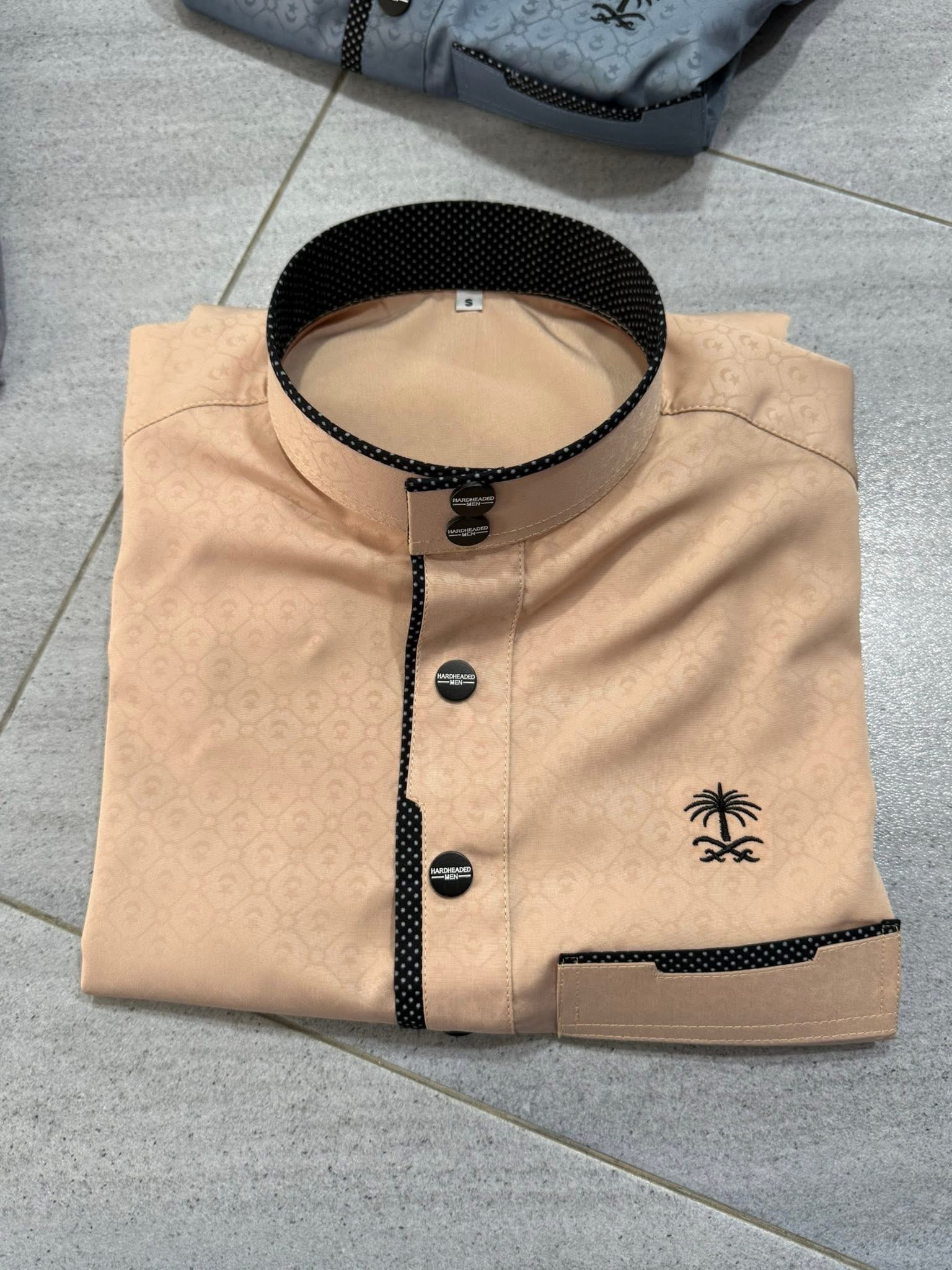 เสื้อโต๊ปผ้าอัดลาย  มีS M L XL พร้อมส่ง