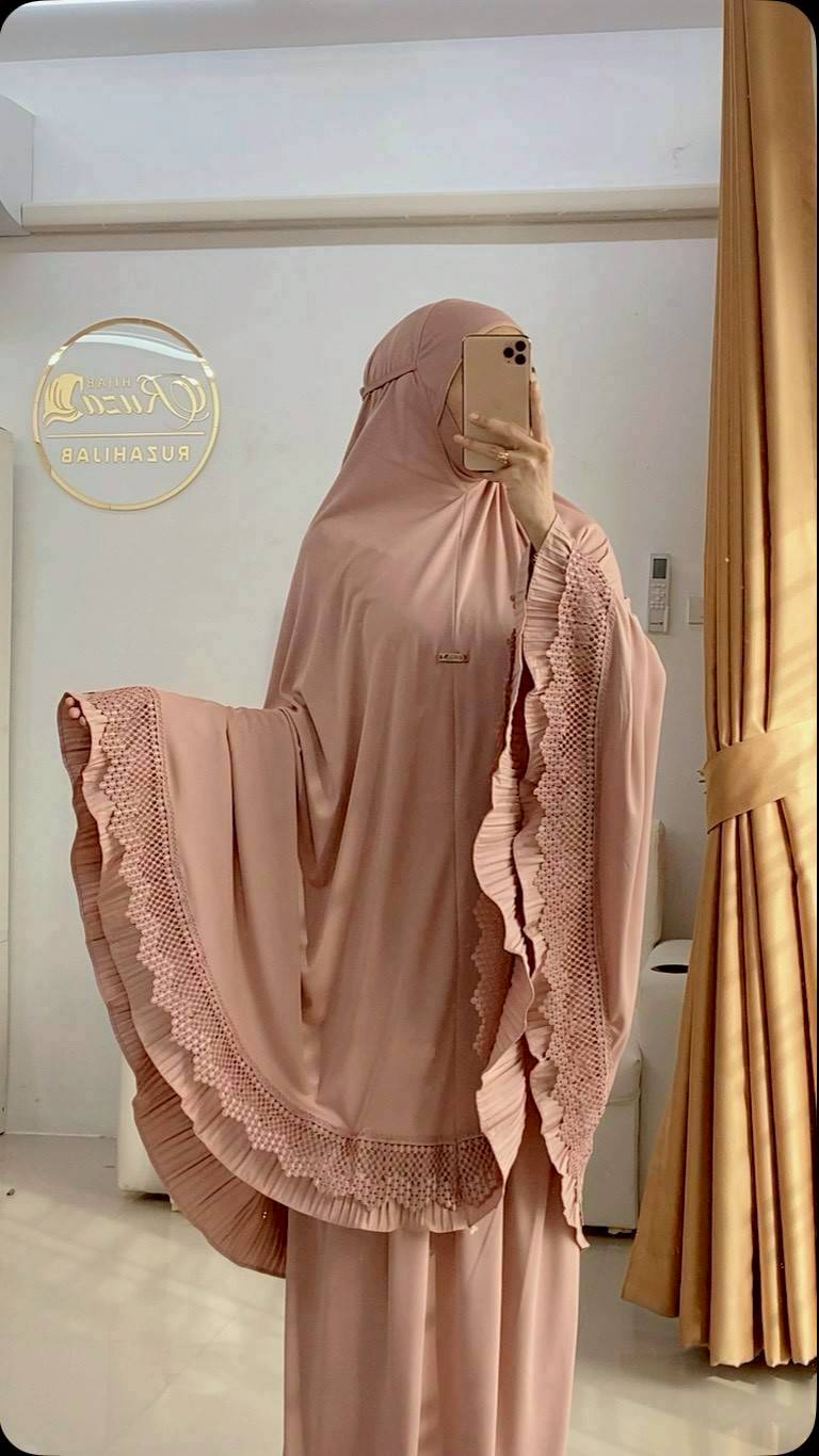 Talakong ตะละกงพกพา ผ้าละหมาดนำเข้า ชุดะละหมาด รุ่นLAILA  อัดพลีท แต่งลูกไม้