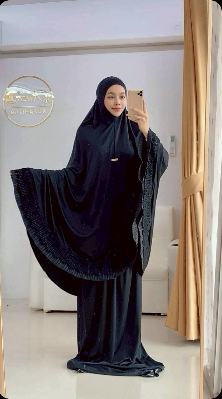 Talakong ตะละกงพกพา ผ้าละหมาดนำเข้า ชุดะละหมาด รุ่นLAILA  อัดพลีท แต่งลูกไม้