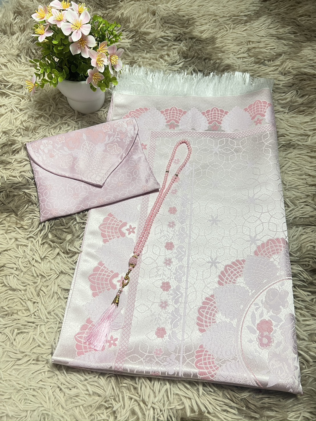 ซื้อ1 ได้ 3 พรมปูละหมาด ผ้าละหมาดพกพา ขนาด70x110cmพร้อมส่ง  มีกระเป๋าสำหรับพกพาและตัสเปี๊ยะ