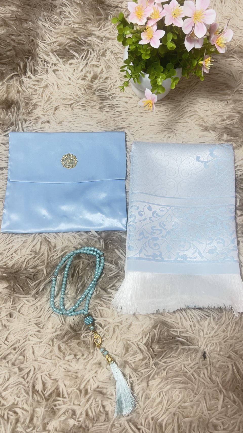 ซื้อ1 ได้ 3 พรมปูละหมาด ผ้าละหมาดพกพา ขนาด70x110cmพร้อมส่ง  มีกระเป๋าสำหรับพกพาและตัสเปี๊ยะ