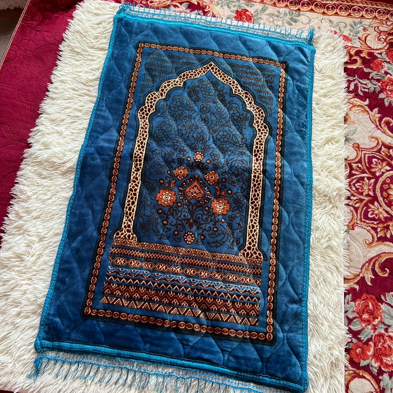 พรมปูละหมาดหนานุ่ม ผ้าปูละหมาดหนานุ่ม 299 ส่งฟรี มีปลายทาง